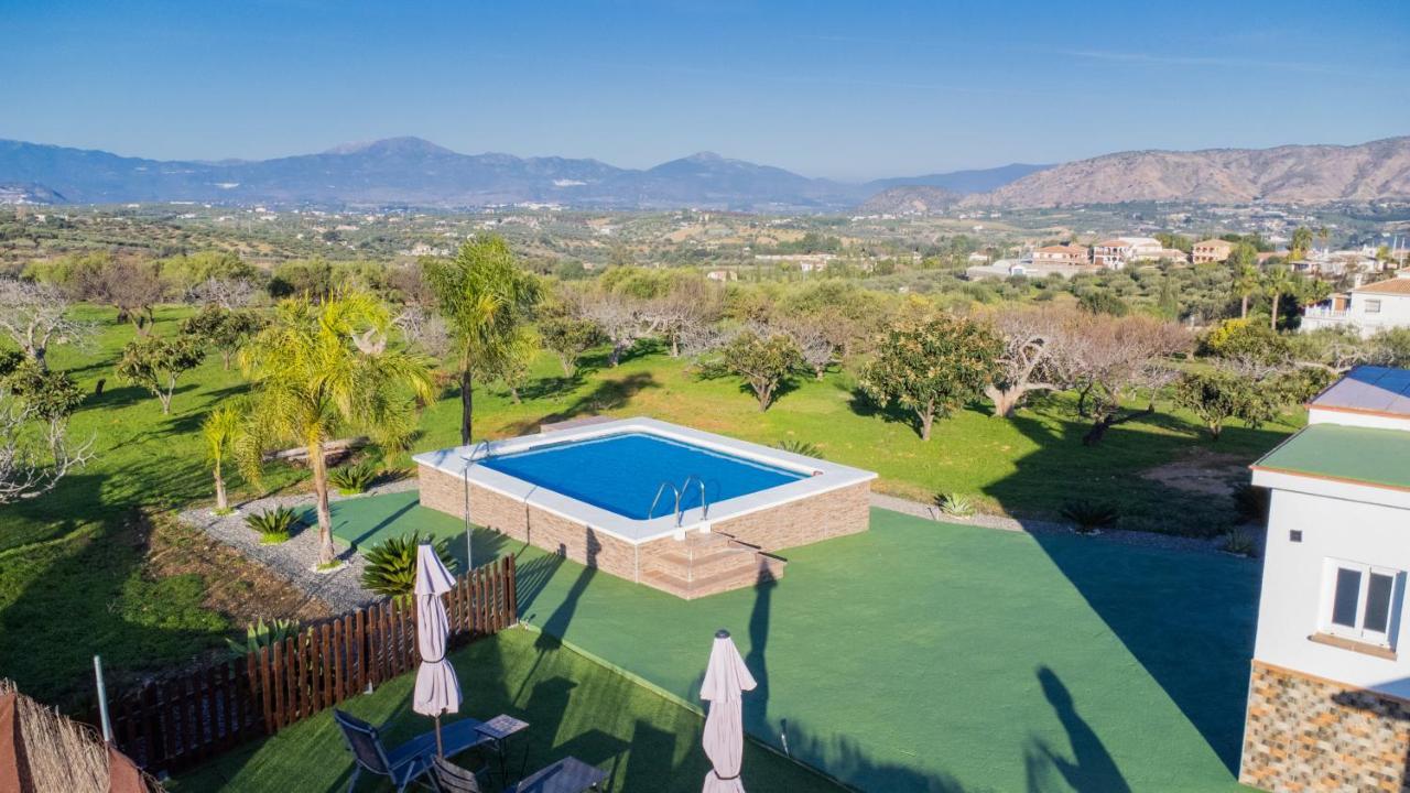 Cubo'S Finca La Higuera Альхаурин-де-ла-Торре Экстерьер фото